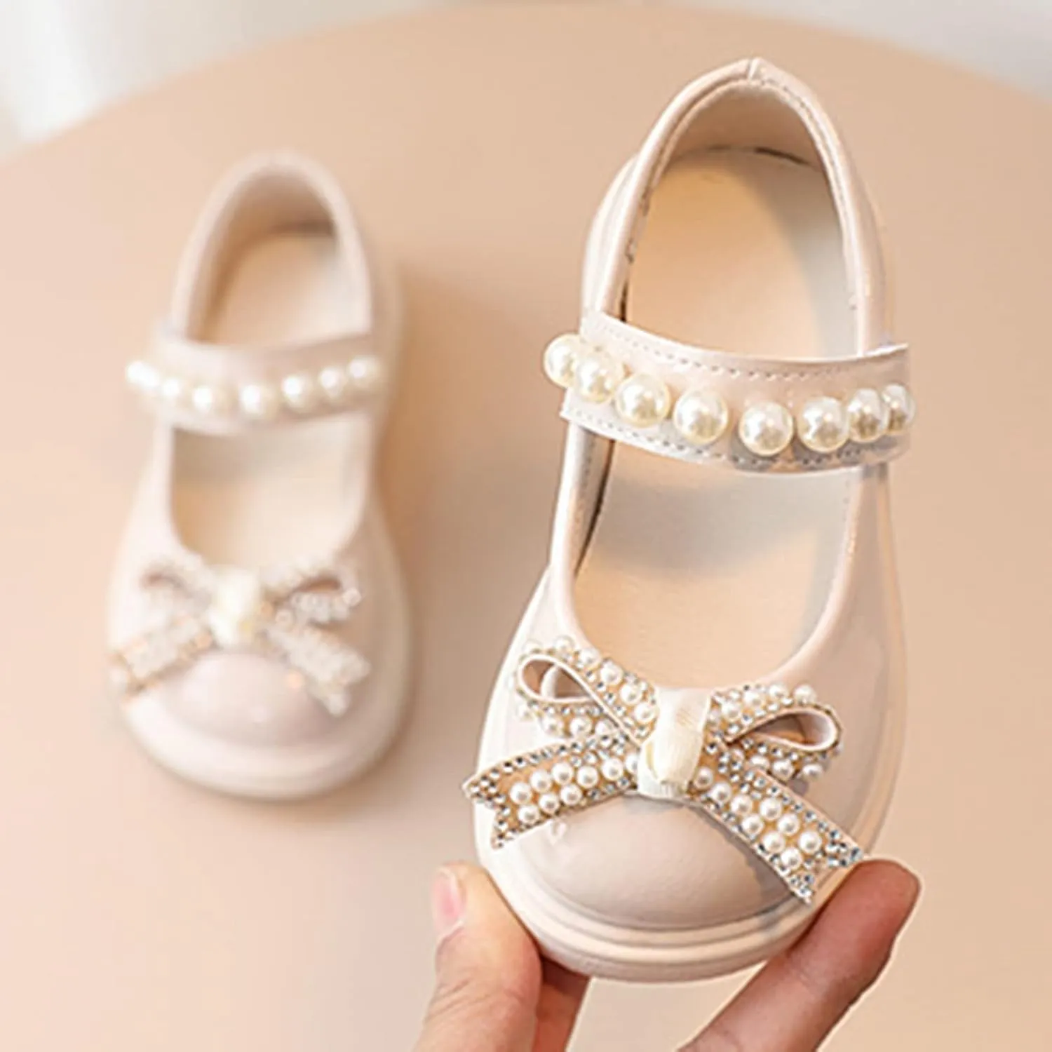Girls Sandals Children Shoes Pearl Bow Tie Hook Loop Princess Shoes Dance Shoes Kids Heels (Beige, 3 Years)