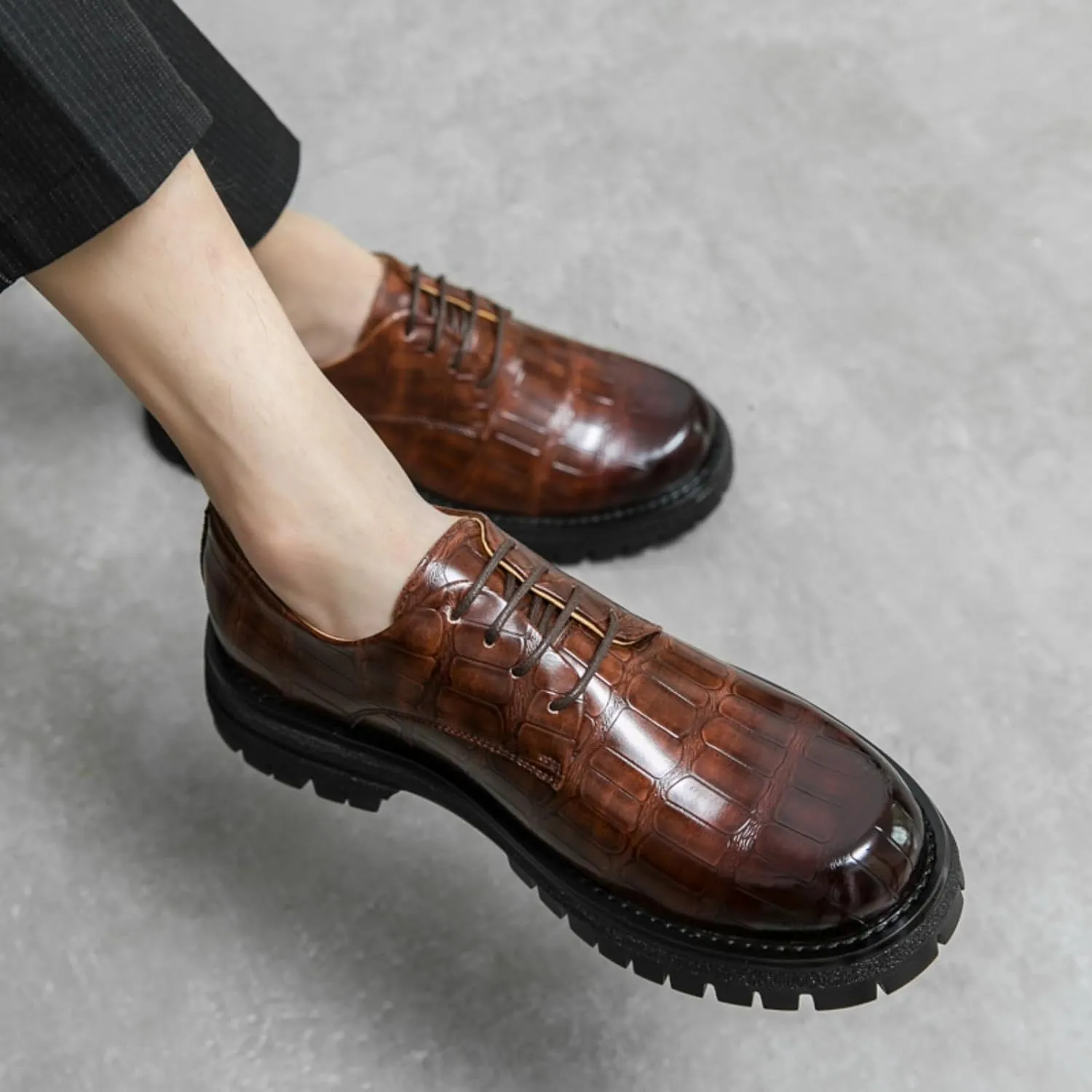 Mens Retro Stone Grain Patent Leather Lace Up Platform Dress Oxfords Shoes Low Top Non-Slip Chunky Dreby Shoes for Formal Business Wedding